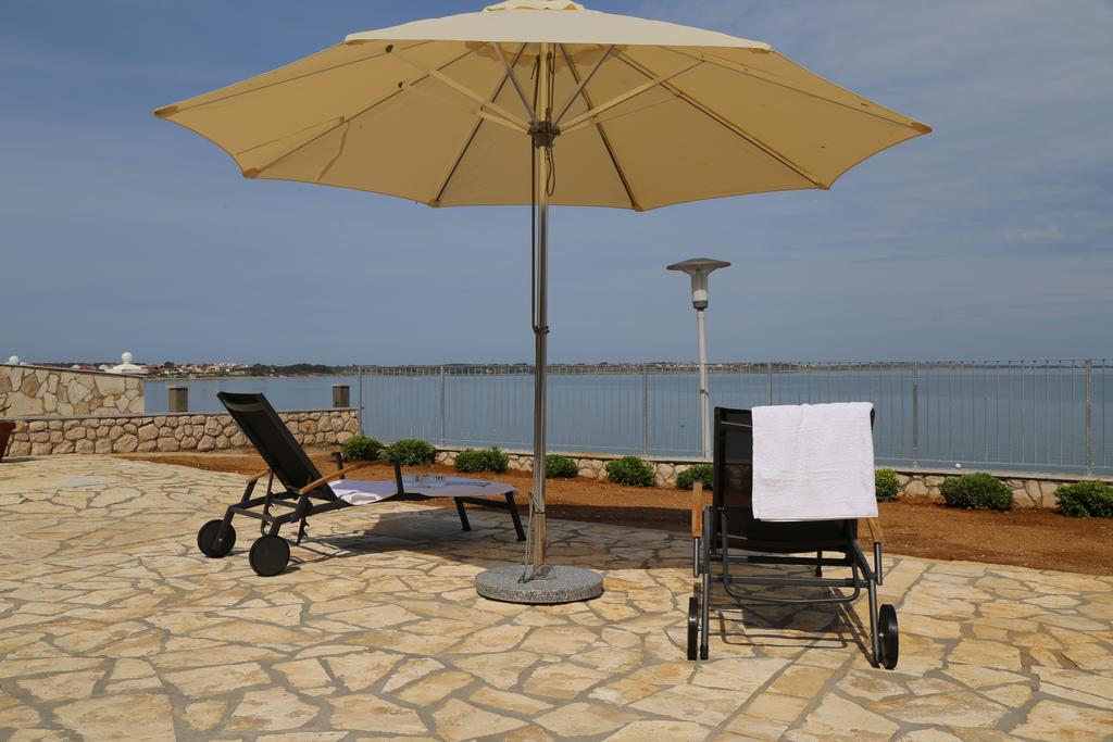 Mk | Apartments Nin Vrsi Exterior photo