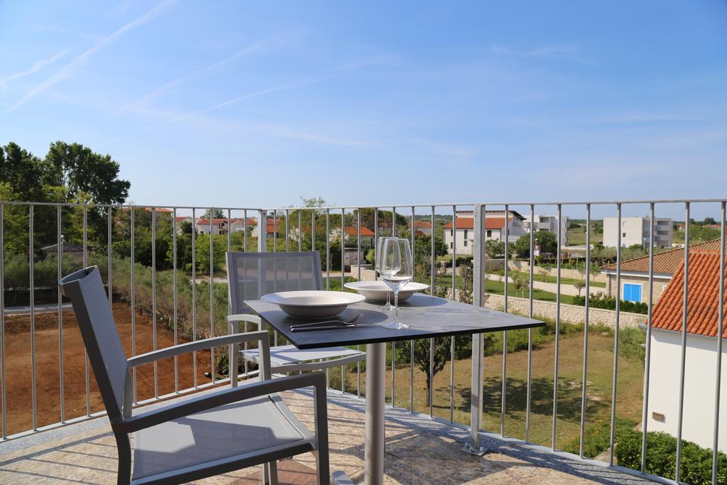 Mk | Apartments Nin Vrsi Exterior photo